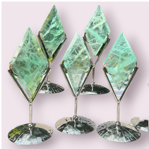 1PC Natural Green Fluorite Rhombus Ornament with Stand-HappySoulByCrown